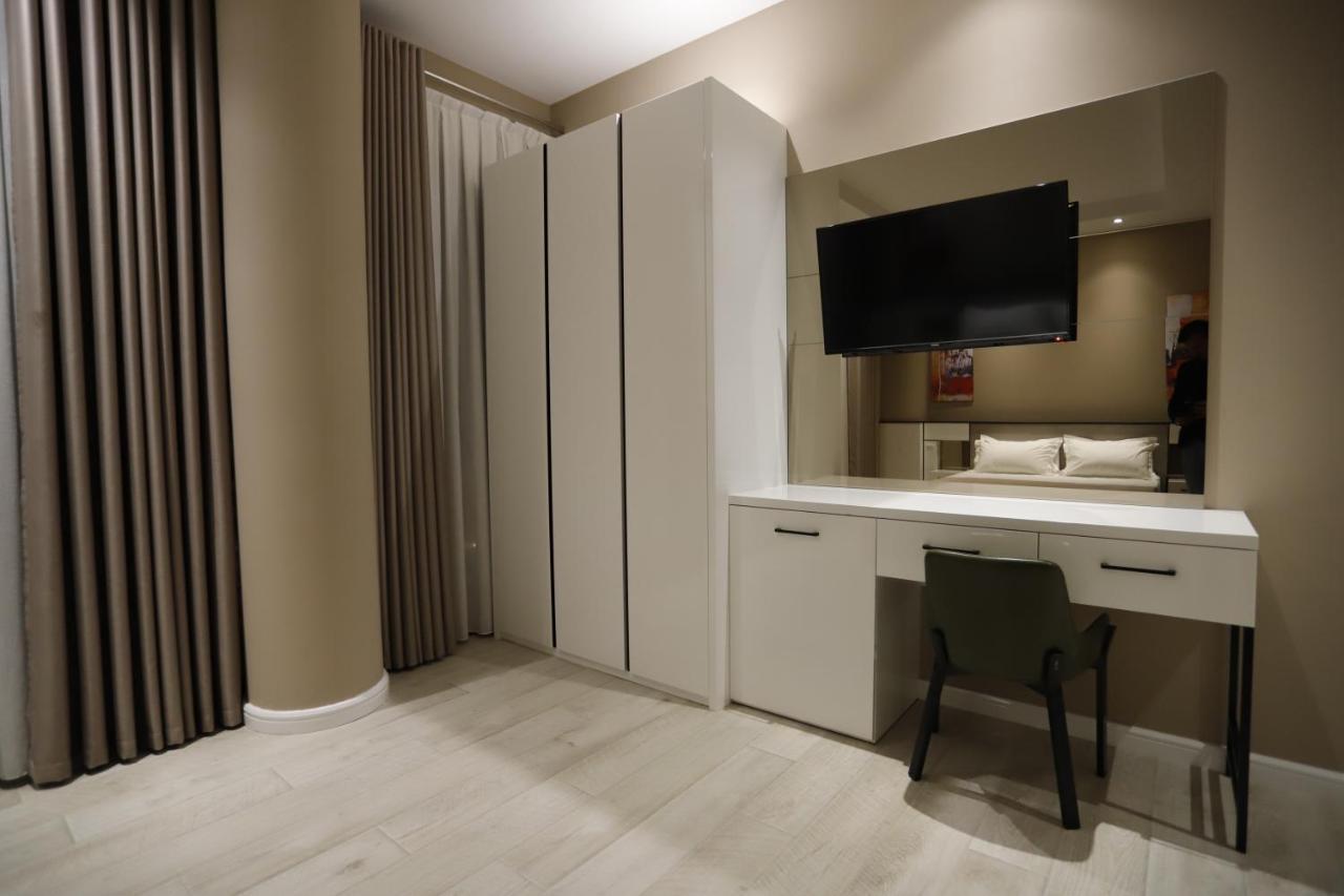 Admiral Hotel Elbasan Zimmer foto